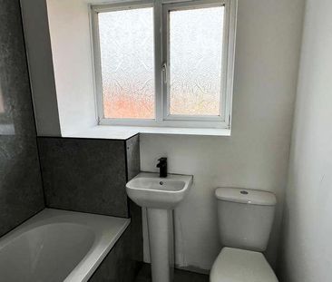 Tything Mews, Newent, GL18 - Photo 4