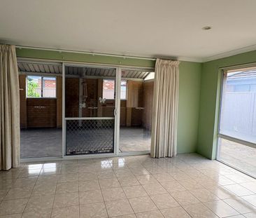 Spacious Family Home with Large Alfresco & Established Gardens! - Photo 1