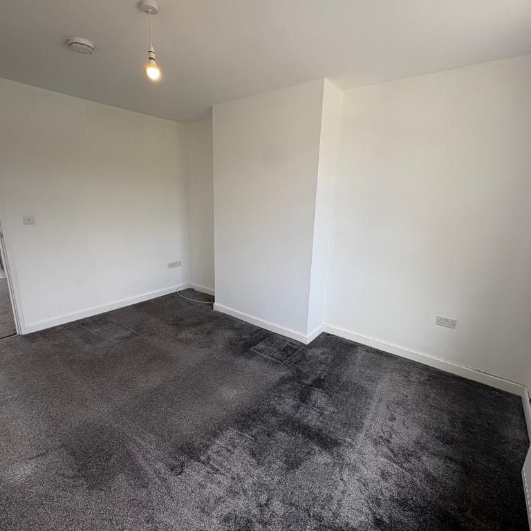 2 bedroom maisonette to rent - Photo 1