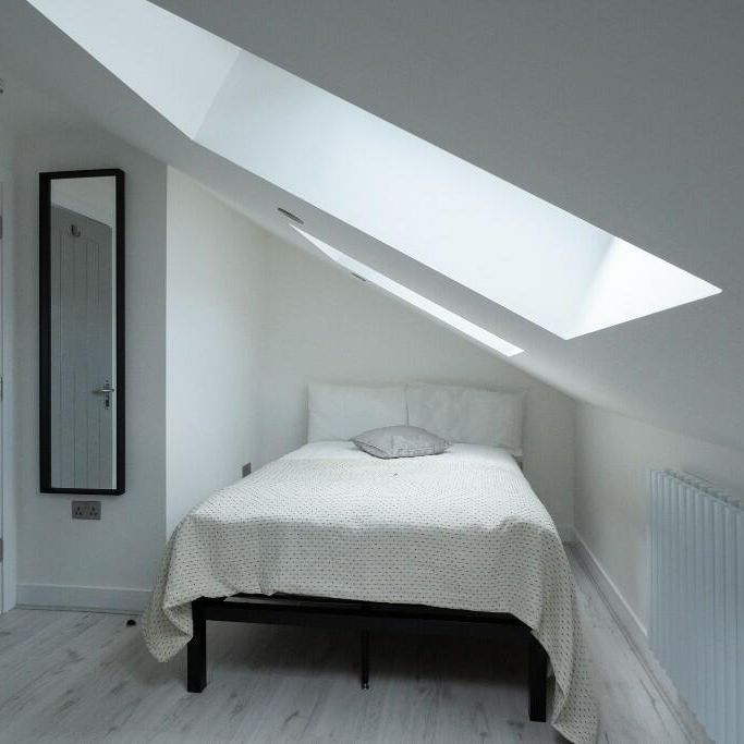 1 bedroom in a house share to rent - Photo 1