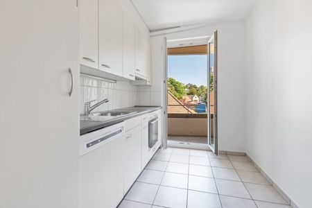 Apartment - Photo 2