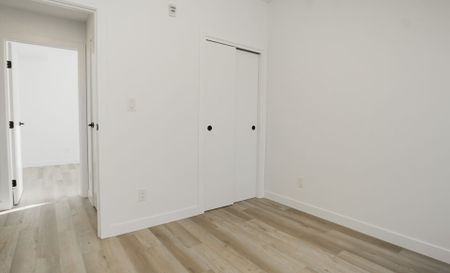 Newcastle: Gold Accents – 710 Westminster, Winnipeg, MB - Photo 5