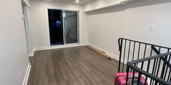 4 1/2 Sur 2 étages - Photo 3