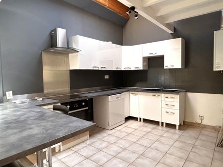 Location Maison 3 pièces 82m² CRAPONNE 69290 - Photo 3