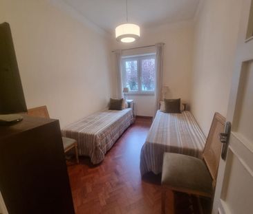Apartamento T3+1 em Lisboa - Photo 2
