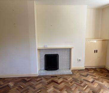 4 BED Detached house To rent - Photo 2