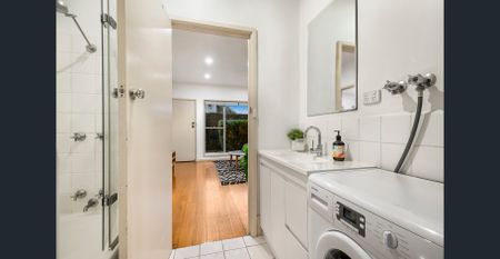 Stunning Front Unit with Prime Location - Photo 3