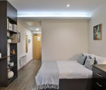 Gold Studio - Photo 4