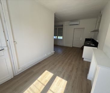 Location Appartement 2 pièces 41m² - Photo 6