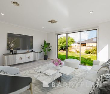 Spacious Family Living in Prime Location - Photo 2