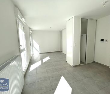 Location Appartement 1 pièce 29m² ST ETIENNE 42000 - Photo 3