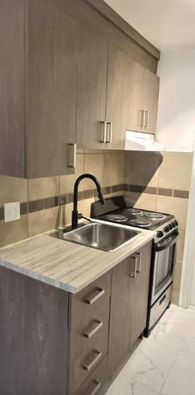 Studio - Montréal - $995 /mo - Photo 1