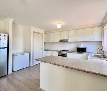 Family Home in Great Location! - Photo 4