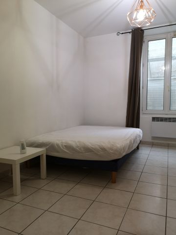 Location Appartement 2 pièces 28m² ORLEANS 45000 - Photo 3