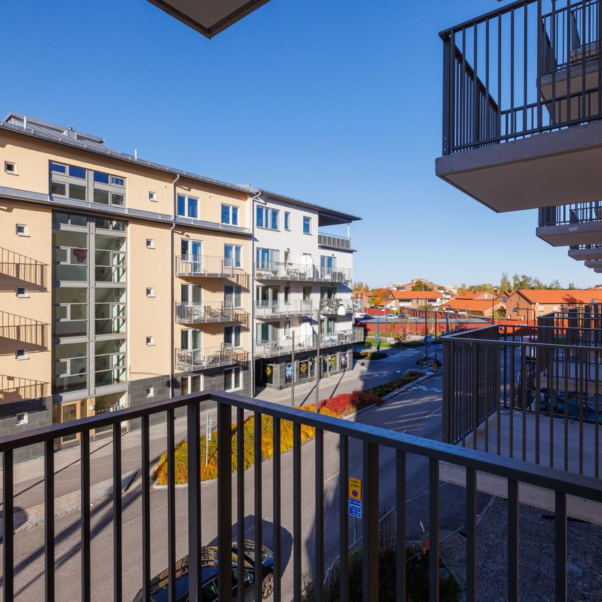 Tamarindvägen, Örebro - Foto 1