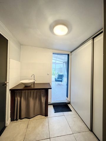 Apartment - Photo 4