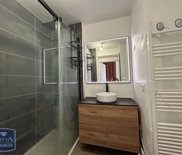 Location Appartement 2 pièces 48m² LILLE 59000 - Photo 4