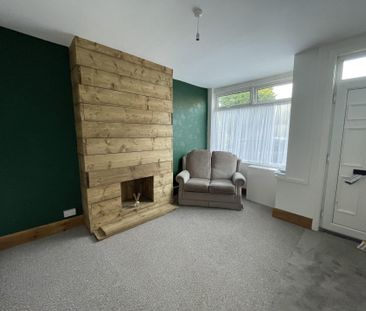 York Avenue, Jacksdale, NOTTINGHAM - Photo 1