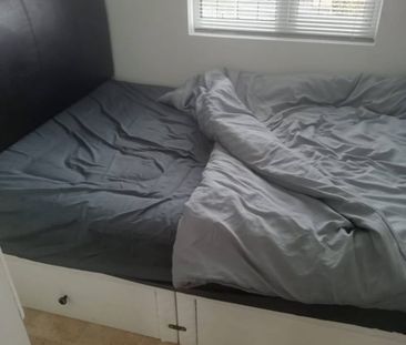 Room in a Shared House, Allenby Road, LS11 - Photo 2