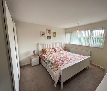 3 bedroom semi-detached house to rent - Photo 5