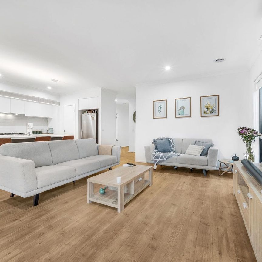 Stunning Modern Home in Minta - Photo 1