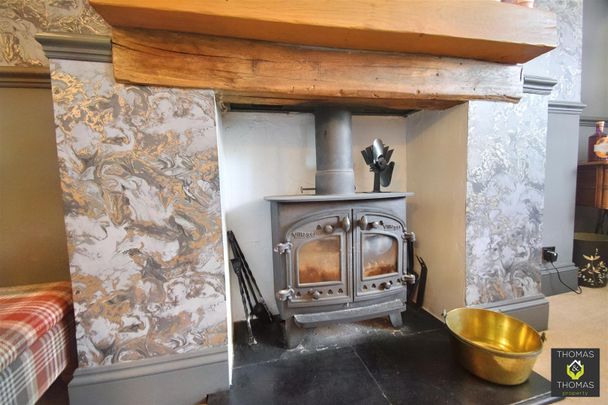 Two Mile Lane, Highnam - Photo 1