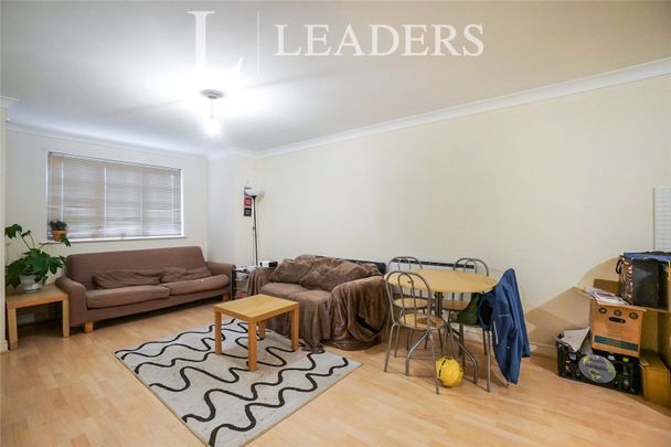 2 bedroom apartment to rent Hadfield Close, Manchester, M14 - Photo 1