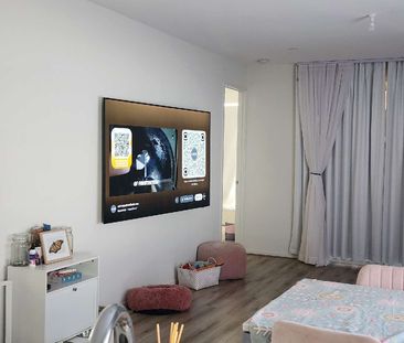 Davoren Park - Photo 3