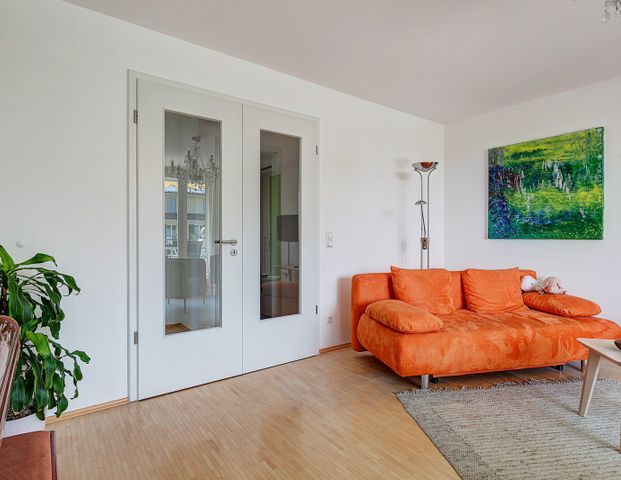 Quiet and green - Sunny apartment for rent - Photo 1