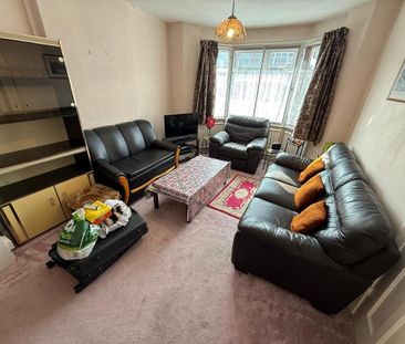 3 bedroom semi-detached house to rent - Photo 1