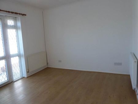 1 bedroom detached bungalow to rent - Photo 2