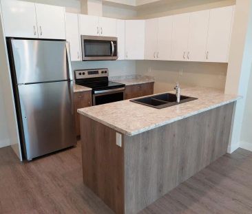 Le Sequoia on Watkiss — 1 Bedroom - Photo 1