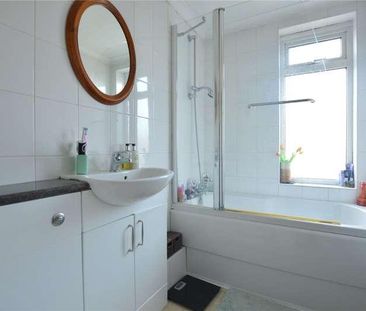 The Sheraton, St. Marks Hill, Surbiton, Surrey, KT6 - Photo 5