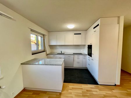 grosse 3.5-Zimmerwohnung in naher Gehdistanz zum See - Photo 3