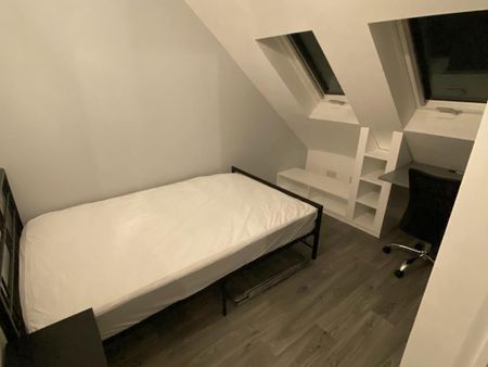 6 bedroom semi-detached house to rent - Photo 3