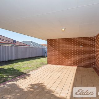 8 Whitehaven Avenue - Photo 1