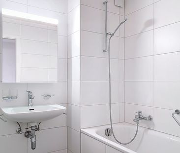 Bel appartement lumineux de 3.5 pièces rénové au 4ème étage avec as... - Photo 5