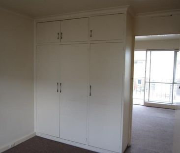 10 / 77 Eskdale Rd, Caulfield North - Photo 3