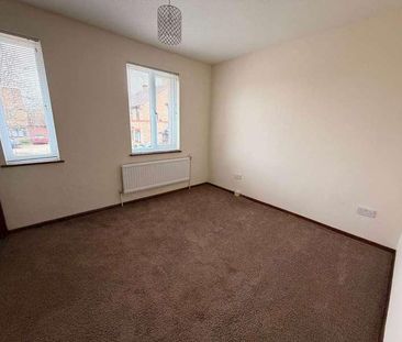 Lambarde Close, Rochester, ME2 - Photo 1