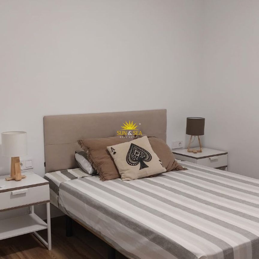 THREE-BEDROOM APARTMENT – ALICANTE - Photo 1