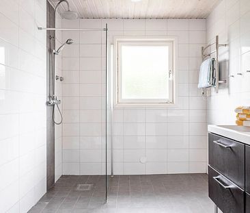 Stor sutterängvilla sollentuna - Photo 3