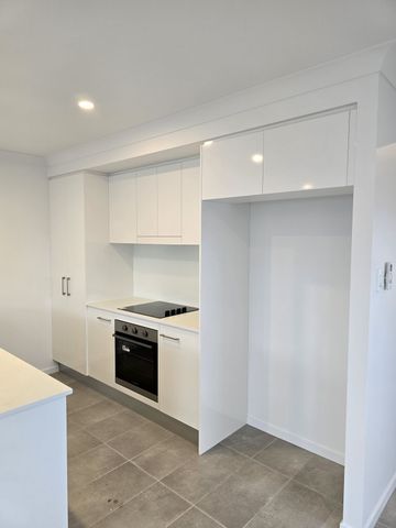Boutique 3 bedroom Townhouses - Photo 3