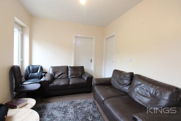 7 bedroom detached house to rent - Photo 1