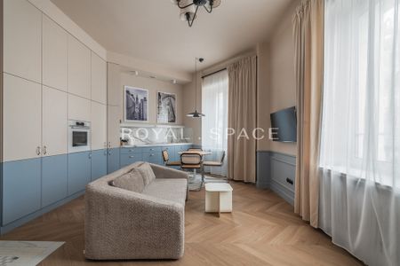 Warszawa, Śródmieście, Wilcza - Photo 4