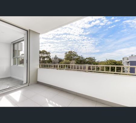 16/9-15 East Parade, Sutherland, NSW 2232 - Photo 5