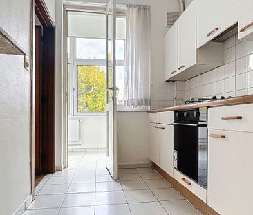 Appartement te huur in Laken voor € 920 met 2 slaapkamers - Foto 1
