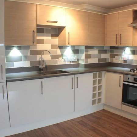 2 bedroom flat to rent - Photo 3