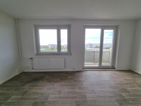 Kautionsfrei, deine eigenen 4 Wände mit super Aussicht! - Photo 2