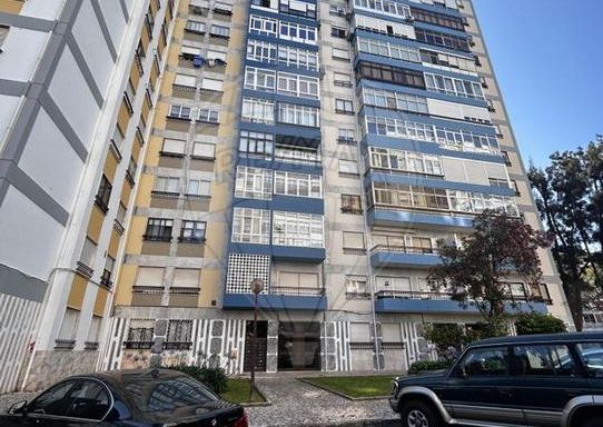 Apartamento T3 em Lisboa