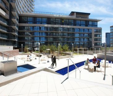 For Lease - 25 Capreol Court Unit# 3802, Toronto, Ontario - Photo 4